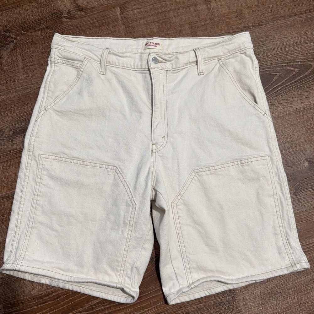 Levi Strauss Signature Mens Beige Light Wash Denim Shorts Size 36 001Z1-0001